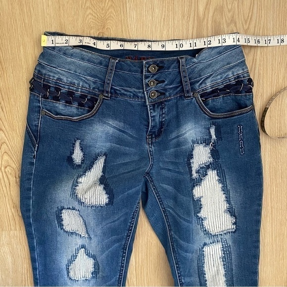 Vintage Y2K Distressed Jeans Low Rise Straight Leg McBling Denim Size 28 - Picture 9 of 15